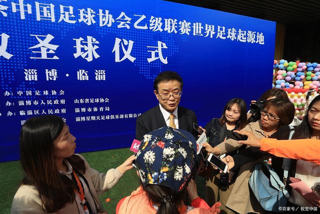 梅总争执主裁拒播回放威胁退赛 结果遭逆转落败